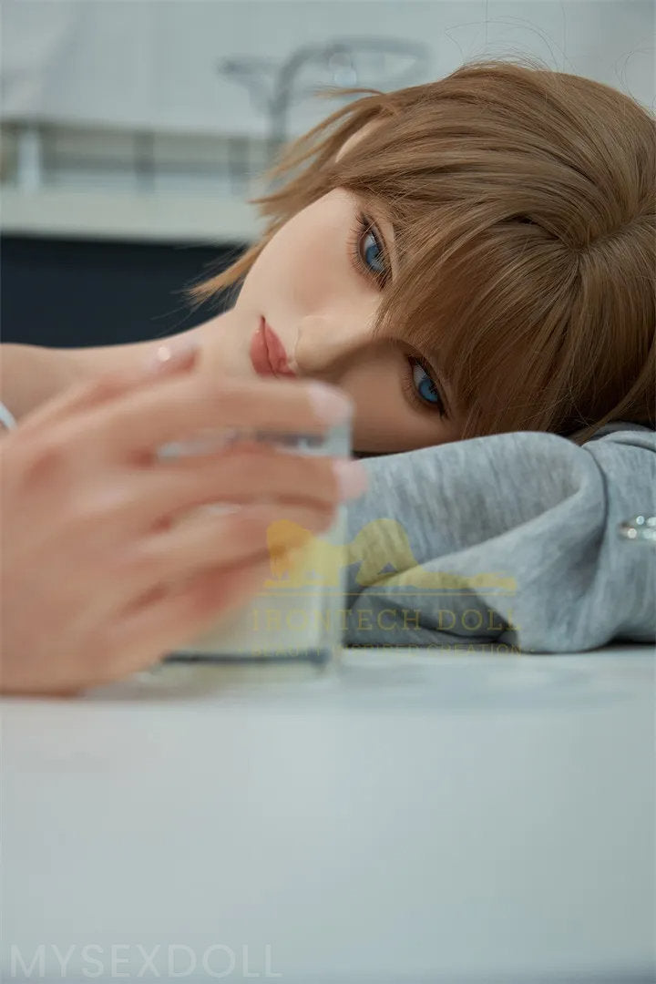 Irontech | Jesse 5ft 5/166cm lifelike Small Breast Silicone Sex Doll (Customizable)