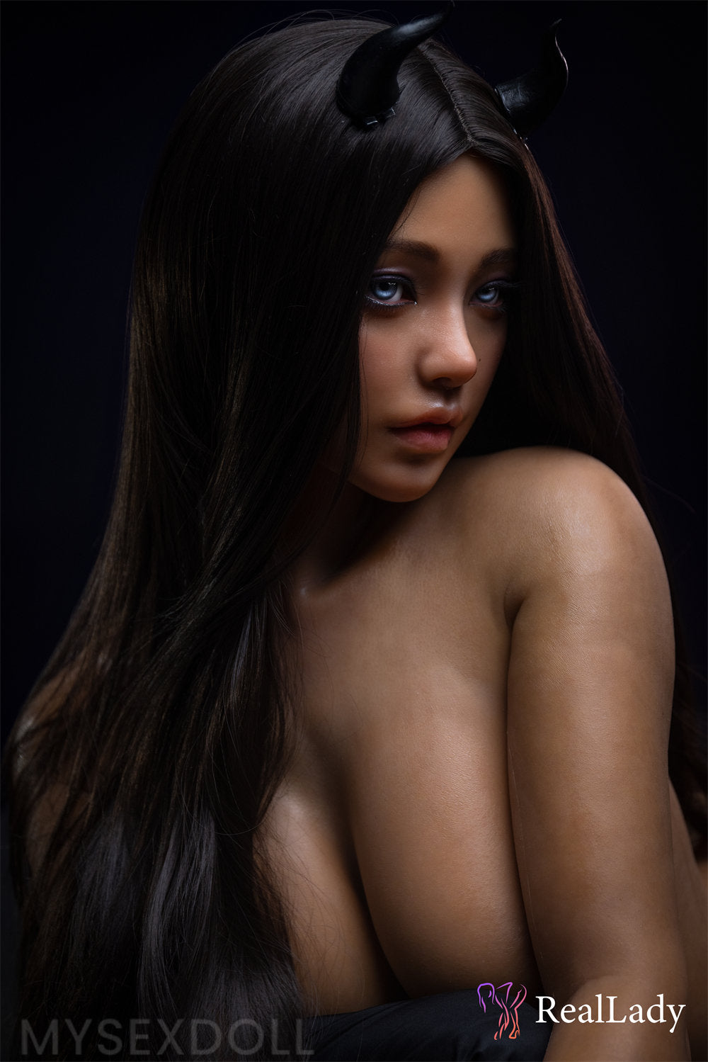 Real Lady | Genoveva 5Ft 7/170cm Unique Large Breast Silicone Sex Doll (Customizable)